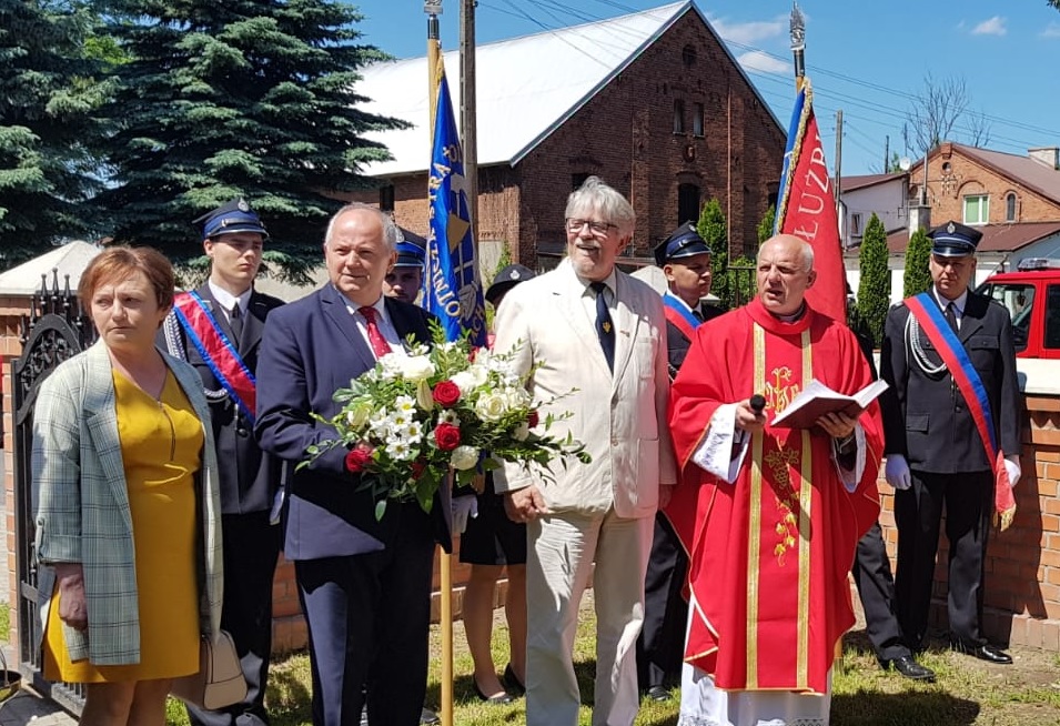 Odsłonięcie tablicy pamiątkowej