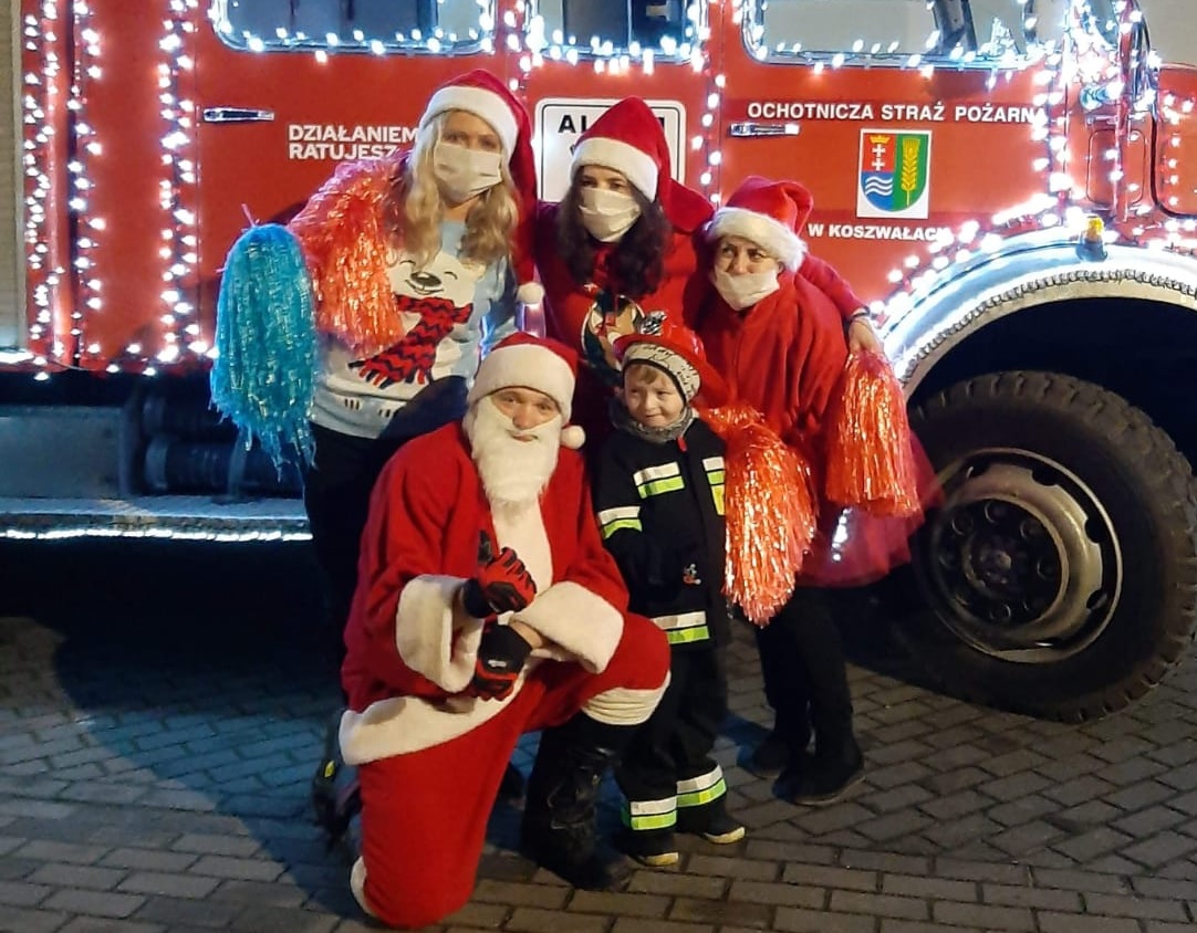 Świąteczna niespodzianka strażaków z Koszwał